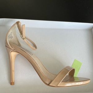 Steve Madden Stecy Blush Patent Leather Heels